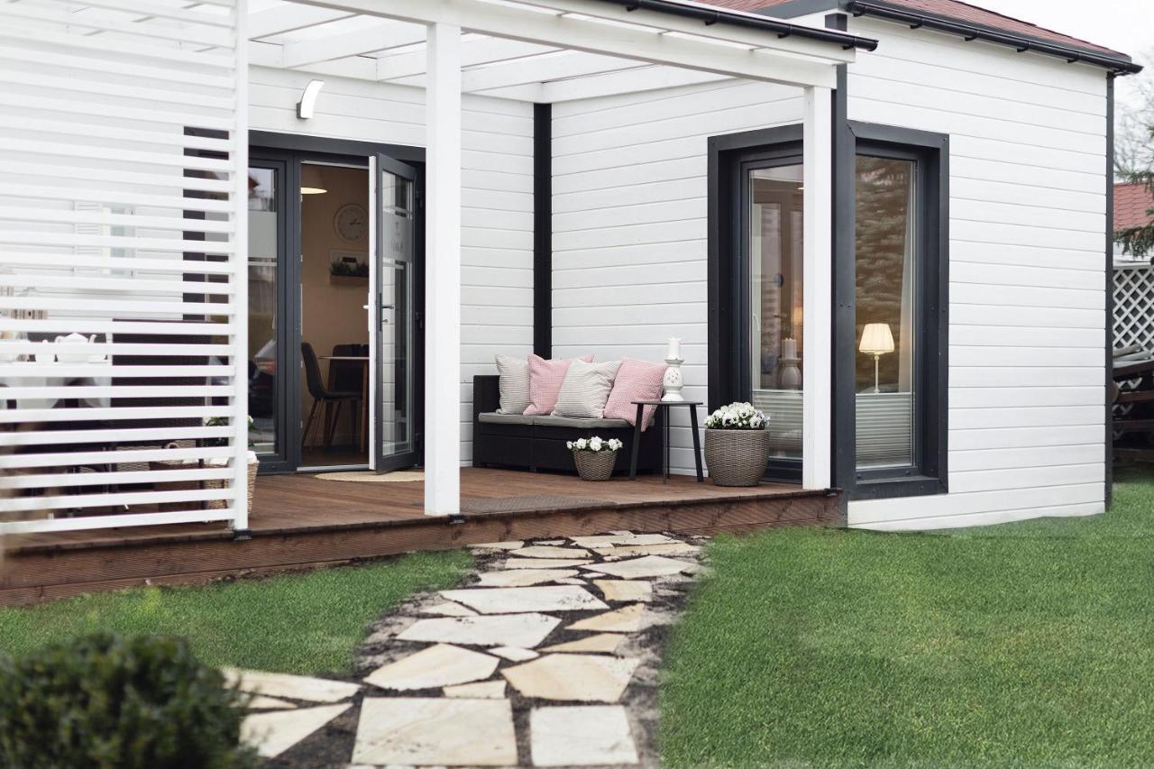 Apartamenty "La Villa" Z Klimatyzacja, Ogrodem, Parkingiem, Blisko Centrum Kudowa-Zdrój Kültér fotó