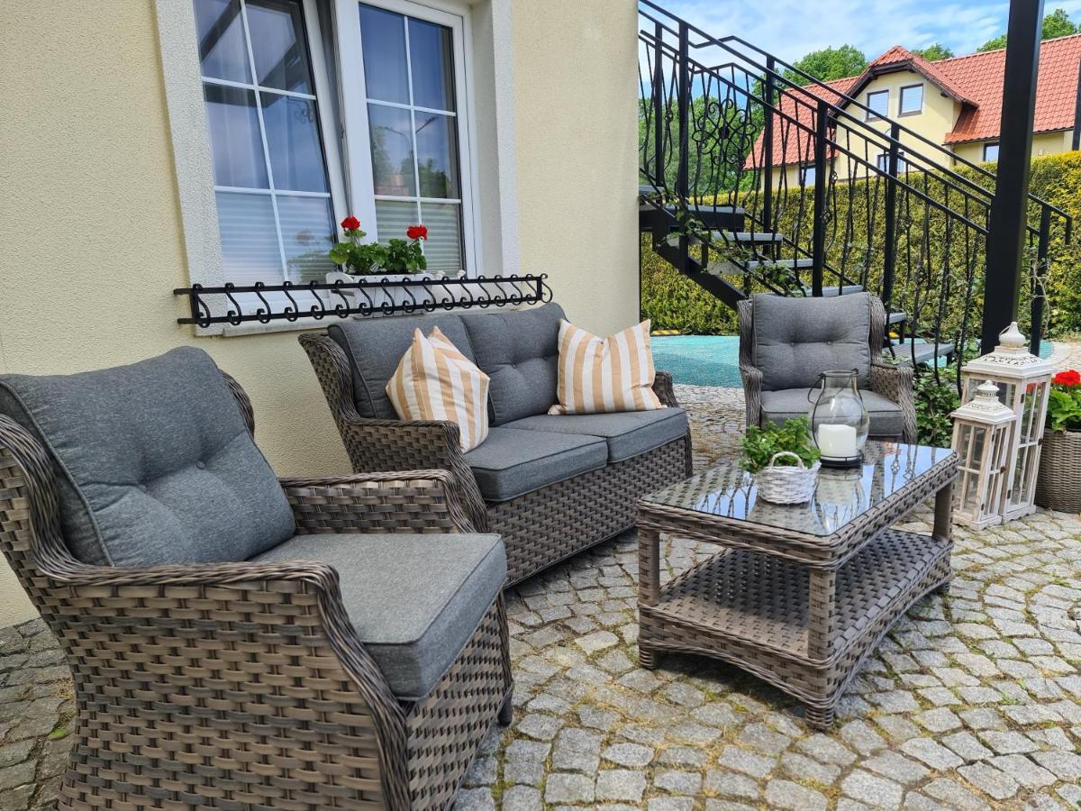 Apartamenty "La Villa" Z Klimatyzacja, Ogrodem, Parkingiem, Blisko Centrum Kudowa-Zdrój Kültér fotó